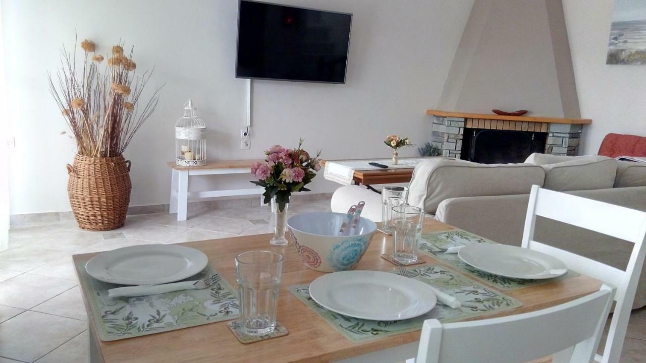 Cute Maisonette No2 On Coastal Sidewalk Никити Экстерьер фото