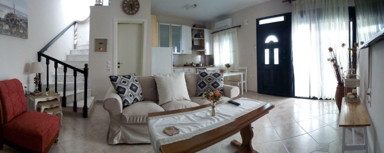 Cute Maisonette No2 On Coastal Sidewalk Никити Экстерьер фото