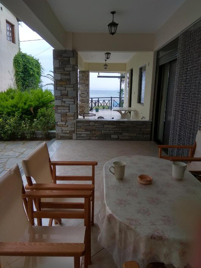 Cute Maisonette No2 On Coastal Sidewalk Никити Экстерьер фото